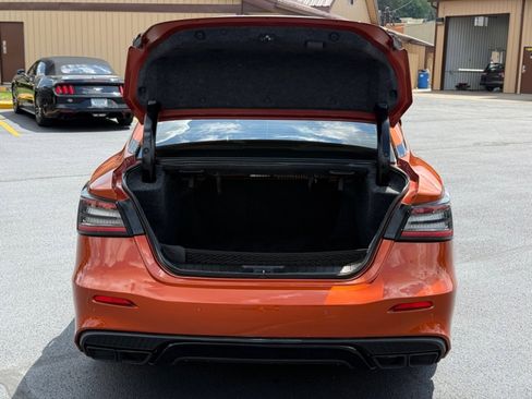 Used 2020 Nissan Maxima SR w/ Sport Mat Group image 38