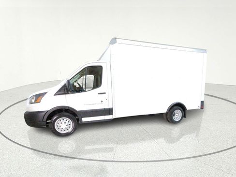 Used 2023 Ford Transit 350 DRW RWD image 4