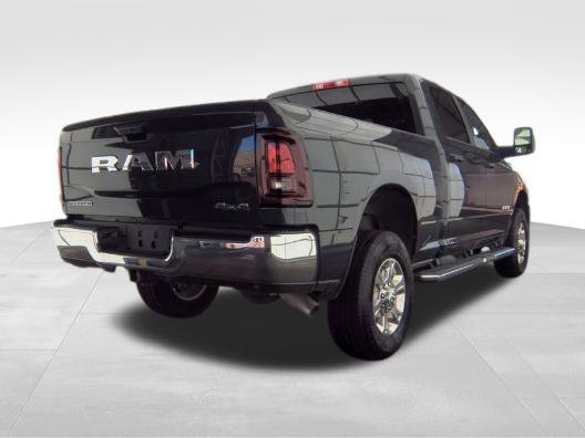 Used 2026 RAM 2500 Big Horn AWD/4WD image 2