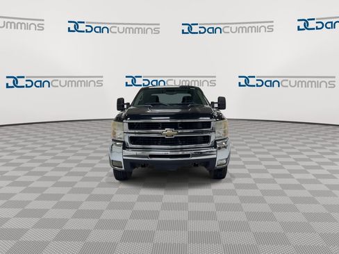 Used 2007 Chevrolet Silverado 2500 LT w/ 2LT Convenience Package AWD/4WD image 3