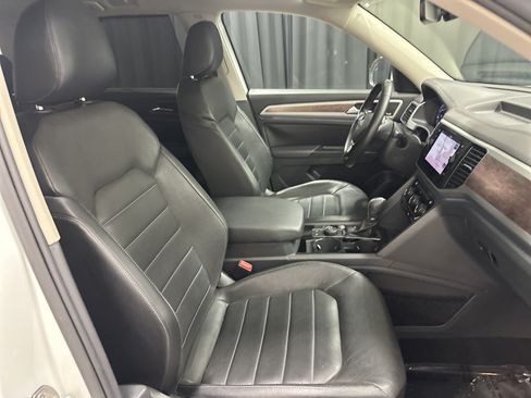 Used 2019 Volkswagen Atlas SEL Premium AWD/4WD image 34