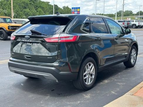 Used 2024 Ford Edge SEL AWD/4WD image 5