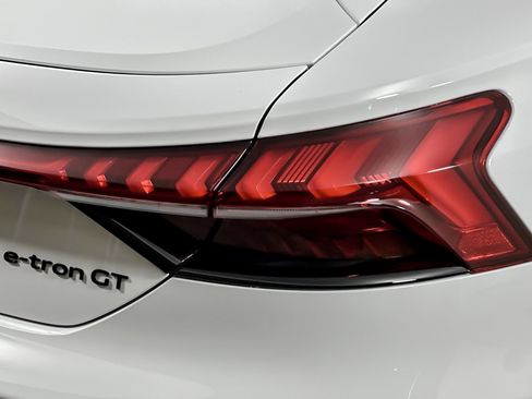 New 2026 Audi RS e-tron GT performance AWD/4WD image 26