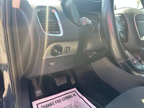 Used 2018 Dodge Durango SXT w/ 3rd Row Seating Group RWD image 33