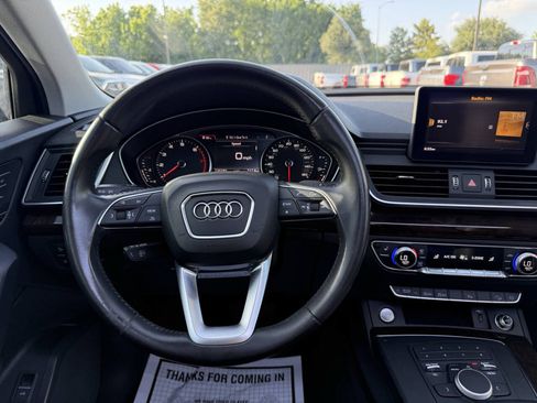 Used 2020 Audi Q5 2.0T Premium w/ Convenience Package AWD/4WD image 22