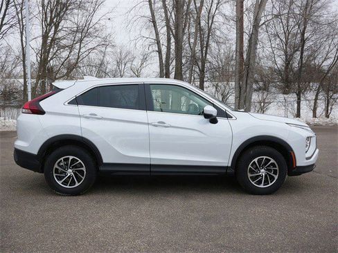 Used 2025 Mitsubishi Eclipse Cross ES image 8