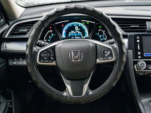 Used 2017 Honda Civic Touring image 14