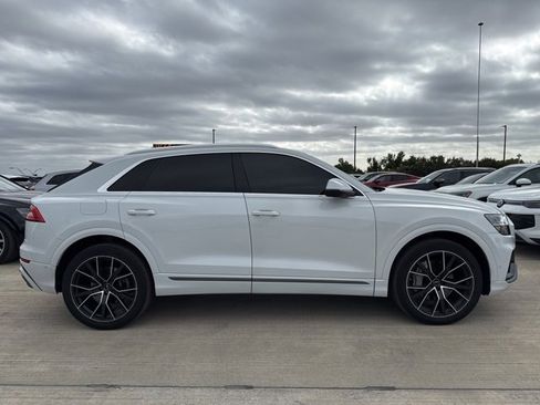 Used 2021 Audi Q8 Premium Plus image 2