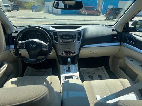 Used 2013 Subaru Outback 2.5i Premium image 7