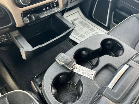 Used 2019 RAM 2500 Laramie AWD/4WD image 36