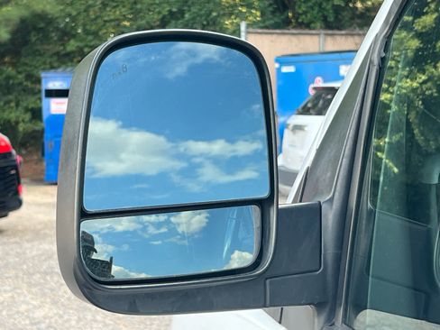 Used 2019 Chevrolet Express 3500 Extended w/ Driver Convenience Package image 13