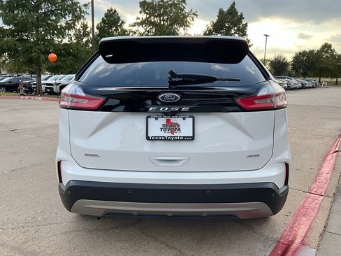 Used 2023 Ford Edge SEL image 7