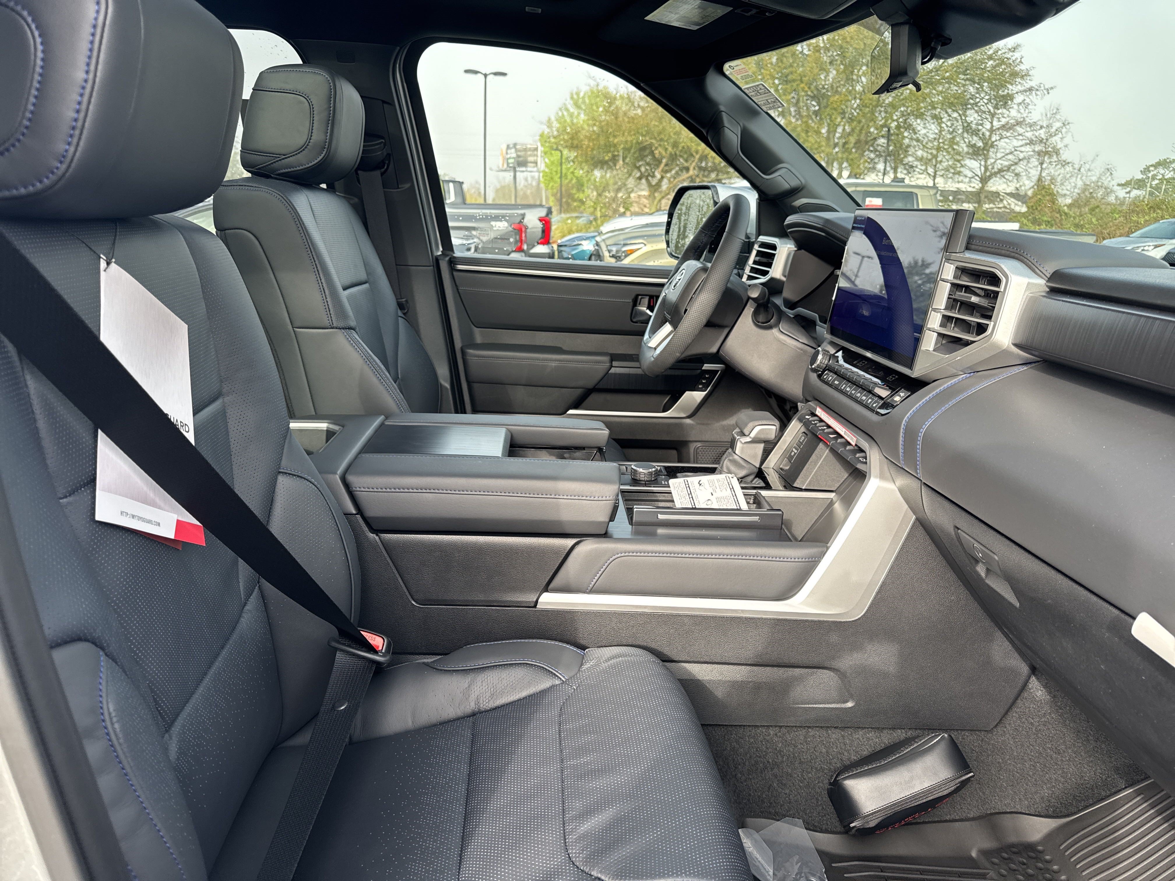 New 2025 Toyota Tundra Platinum AWD/4WD image 35