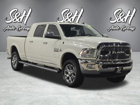 Used 2017 RAM 2500 Limited AWD/4WD image 2