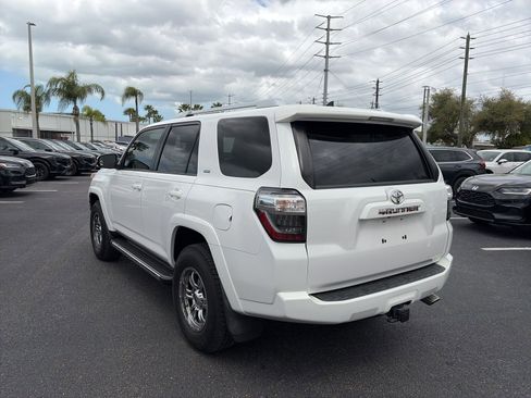 Used 2015 Toyota 4Runner SR5 Premium image 5