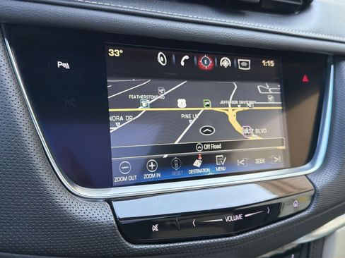 Used 2017 Cadillac XT5 Luxury w/ Driver Awareness Package image 20