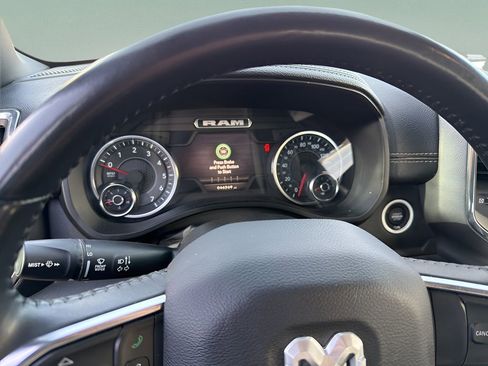 Used 2024 RAM 1500 Laramie image 29