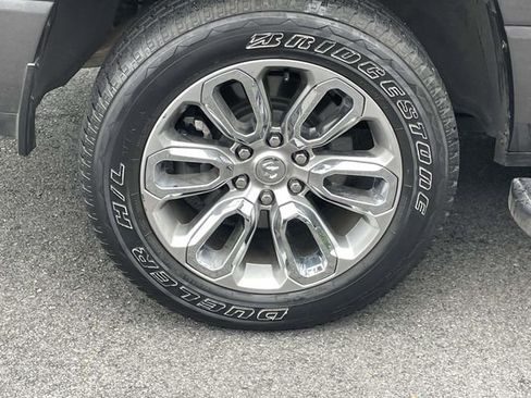Used 2023 RAM 1500 Laramie AWD/4WD image 8