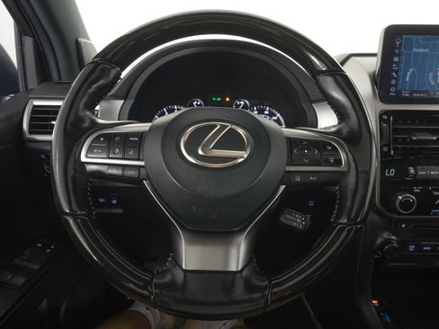 Used 2023 Lexus GX 460 Luxury w/ Sport Design Package AWD/4WD image 16
