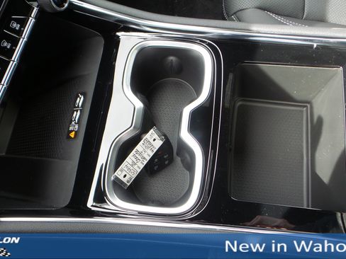 New 2026 Chevrolet Traverse LT image 18