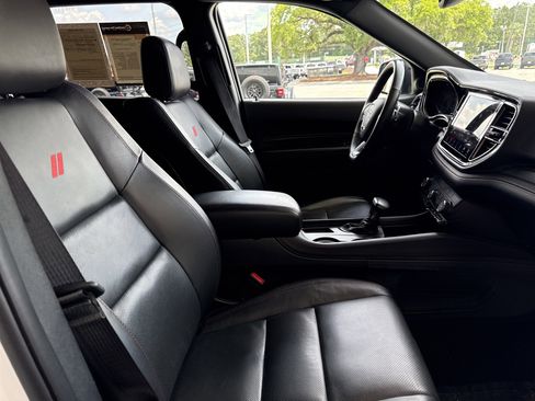 Used 2025 Dodge Durango GT AWD/4WD image 33