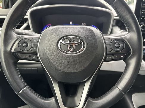 Used 2020 Toyota Corolla XSE FWD image 8