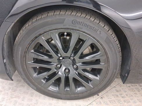 Used 2014 Lexus LS 460 w/ Comfort Package image 11