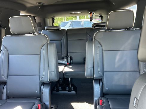 New 2026 GMC Yukon Elevation w/ Elevation Premium Package AWD/4WD image 28
