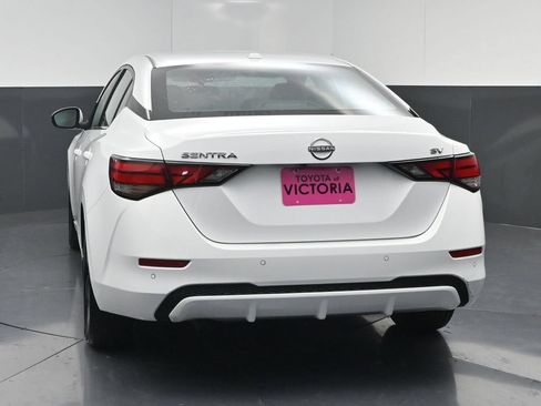 Used 2024 Nissan Sentra SV FWD image 19
