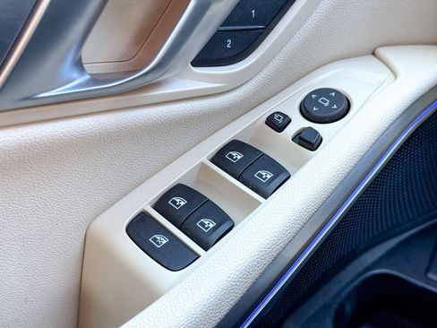 Used 2021 BMW 330i Sedan image 29