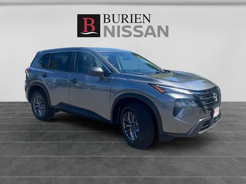 Used 2024 Nissan Rogue S AWD/4WD image 7