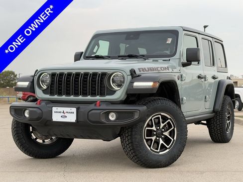 Used 2024 Jeep Wrangler Unlimited Rubicon AWD/4WD image 2