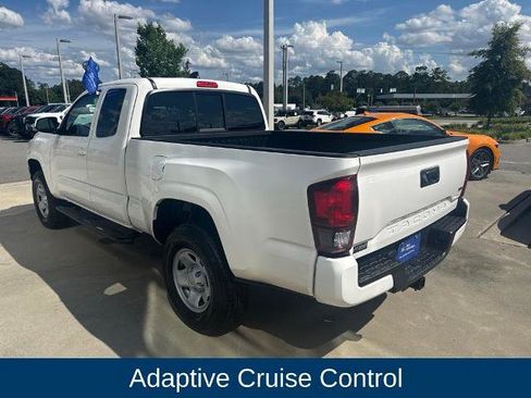 Used 2022 Toyota Tacoma SR RWD image 4