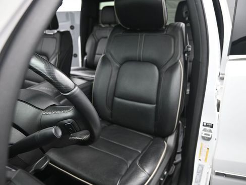 Used 2022 RAM 1500 Limited AWD/4WD image 11
