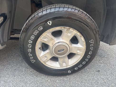 Used 2003 Ford Explorer Sport Trac XLT image 11