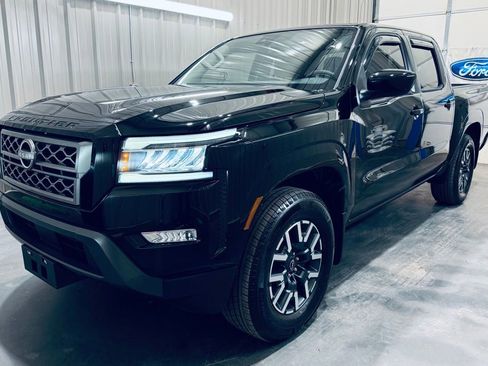 Used 2024 Nissan Frontier SL w/ Technology Package RWD image 1