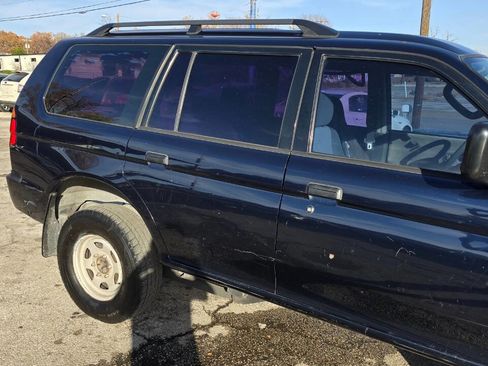 Used 2003 Mitsubishi Montero Sport LS image 6