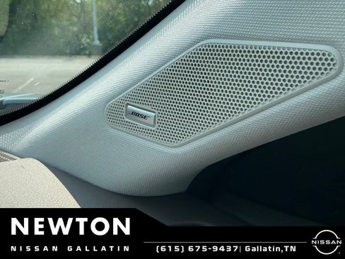 Used 2021 Nissan Rogue Platinum FWD image 9