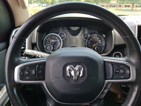 Used 2019 RAM 1500 Big Horn AWD/4WD image 26