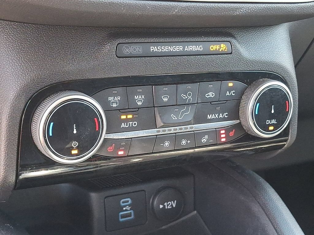 Used 2022 Ford Escape SEL AWD/4WD image 17