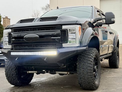 Used 2019 Ford F250 Lariat w/ Lariat Ultimate Package image 25