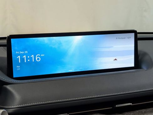 Used 2024 Genesis G80 image 36