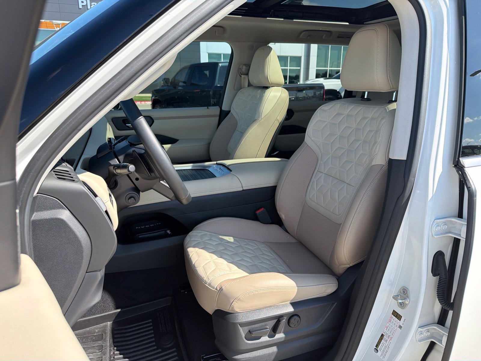 Used 2026 Nissan Armada Platinum AWD/4WD image 14