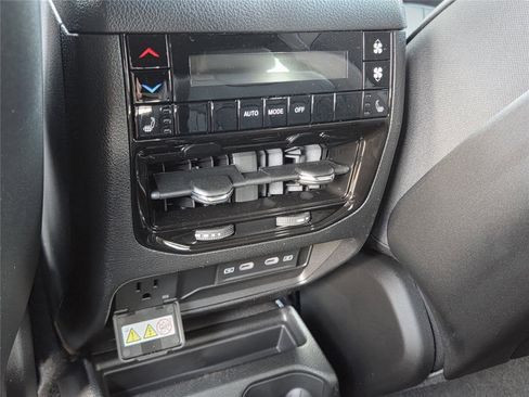 New 2026 Jeep Grand Cherokee L Limited image 24