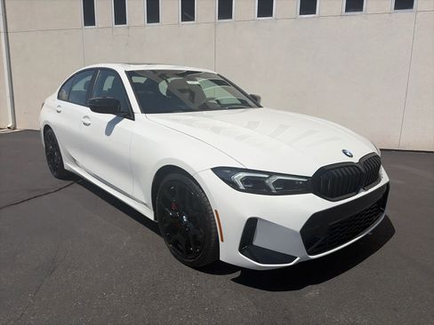 New 2026 BMW 330i Sedan w/ M Sport Package image 3