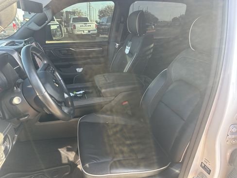 Used 2025 RAM 1500 Limited AWD/4WD image 13