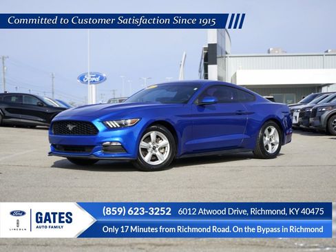 Used 2017 Ford Mustang Coupe image 1