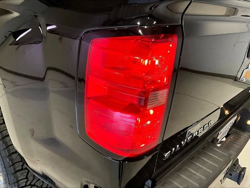 Used 2016 Chevrolet Silverado 2500 High Country w/ Duramax Plus Package AWD/4WD image 24