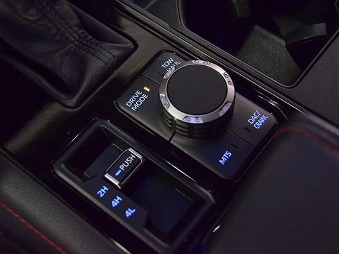 Used 2022 Toyota Tundra TRD Pro AWD/4WD image 29