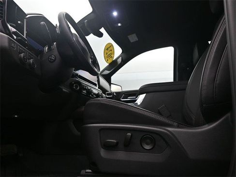 Certified 2024 Chevrolet Silverado 1500 High Country w/ High Country Premium Package image 9